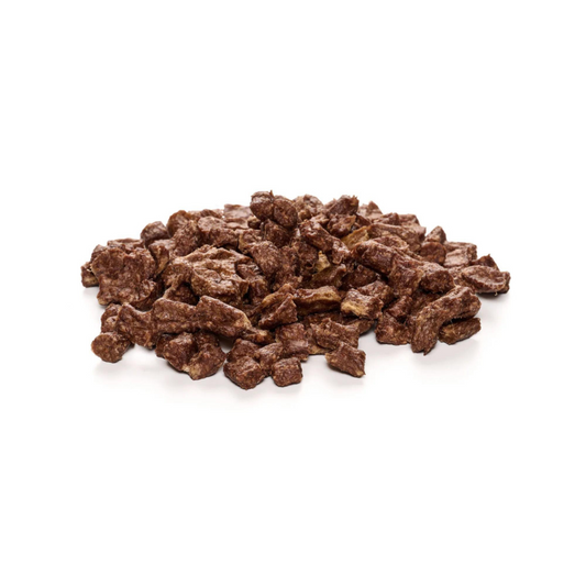 Hühner-Fleisch-Würfel mini Freisteller: 0,4–0,8 cm kleine Würfel aus 100 % Huhn als Leckerli für Hunde